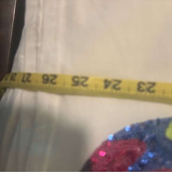 Queen of sparkles Egg Easter white tee NWT Size Large L - Picture 5 of 5